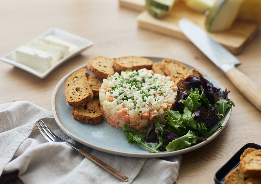 Tartar de melón con salmón